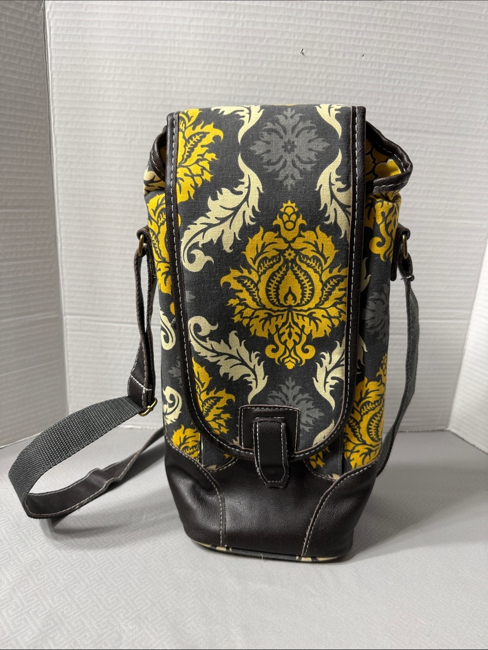 Picnic Plus Insulated Cooler Picnic Crossbody  Yellow & Gray Damask Print Bag